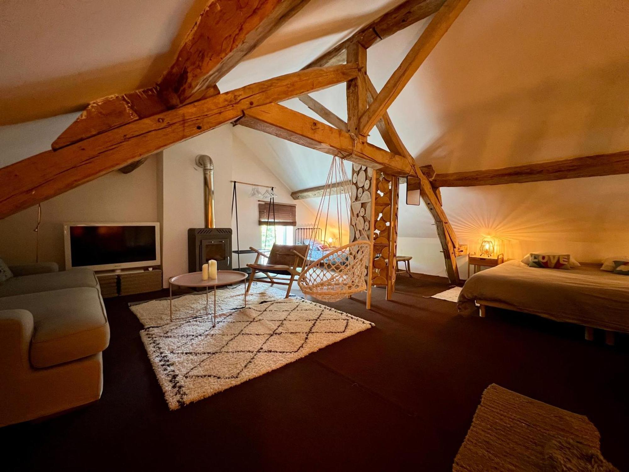 La Maisonnette D'Elodibiza ! Moret-sur-Loing Dış mekan fotoğraf